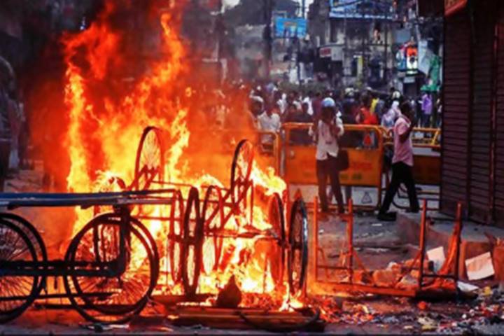 মহানবীকে অবমাননা: ভারতে বিক্ষোভ তুঙ্গে