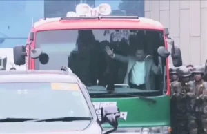 ৩০০ ফিটের পথে তারেক রহমান ৩০০ ফিটের পথে তারেক রহমান