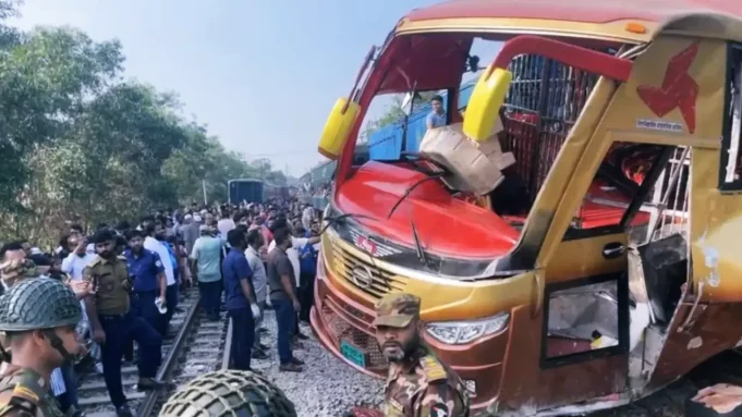 কুমিল্লার ট্রেন দুর্ঘটনা