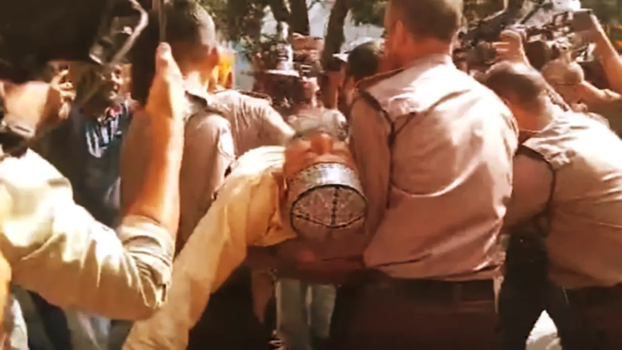 ‘যারা টাকা দিয়েছে তাদের সাজা ৭-৮ বছর, আমি গরিব বলে ফাঁসি’: ট্রাইব্যুনালে দণ্ডপ্রাপ্ত এসআই মালেকের চিৎকার