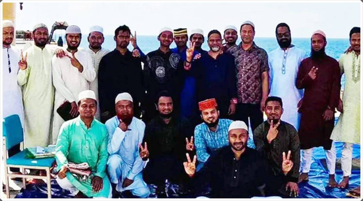 জিম্মি বাংলাদেশী জাহাজের