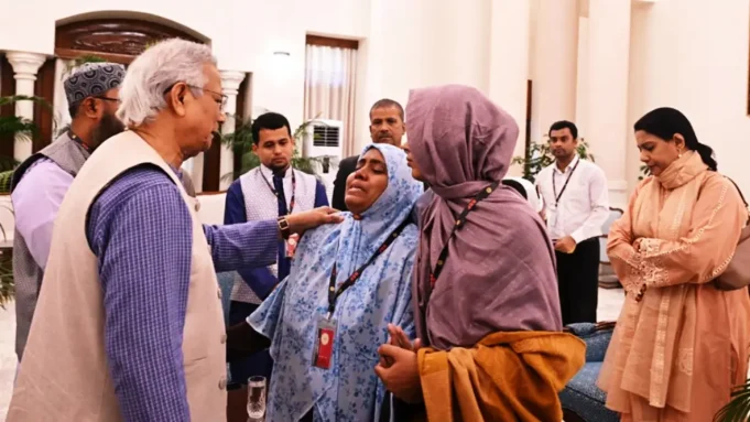 হাদীর পরিবারের সঙ্গে প্রধান উপদেষ্টা