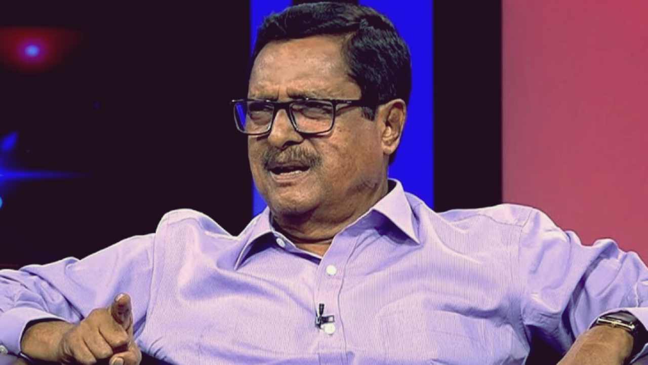 ড. ইউনূস তারেক রহমানের কাছে