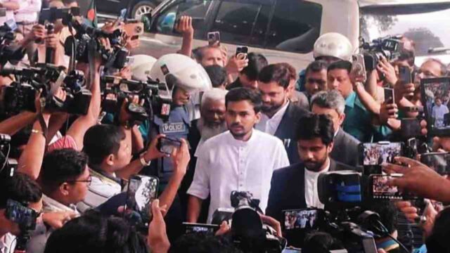 ‘আয়নাঘরে’ ইনজেকশন পুশ করে