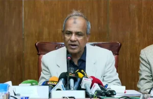 হাদীর হামলাকারীদের ধরিয়ে দিলে ৫০ লাখ টাকা পুরস্কার: স্বরাষ্ট্র উপদেষ্টা হাদীর হামলাকারীদের ধরিয়ে দিলে