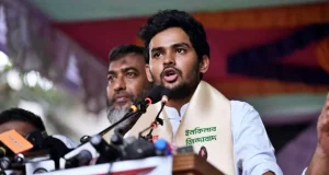 ‘সংস্কার নাই, গ্যাস-বিদ্যুৎ নাই, পেটে ভাতও নাই’: গণসমাবেশে আসিফ মাহমুদ আসিফ মাহমুদ সংস্কার নাই গ্যাস বিদ্যুৎ নাই
