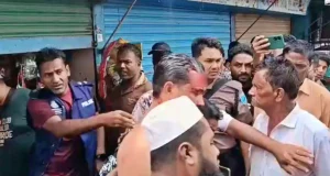 বিএনপির প্রতিষ্ঠাবার্ষিকীতে দুই পক্ষের সংঘর্ষ, ওসিসহ আহত ৫ বিএনপি প্রতিষ্ঠাবার্ষিকী