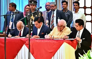 মন্ত্রিসভায় বড় রদবদল: ৫ নতুন মুখ অন্তর্ভুক্ত, পদোন্নতি পেয়ে পূর্ণমন্ত্রী মিল্লাত মন্ত্রিসভা সম্প্রসারণ নতুন মন্ত্রী শপথ