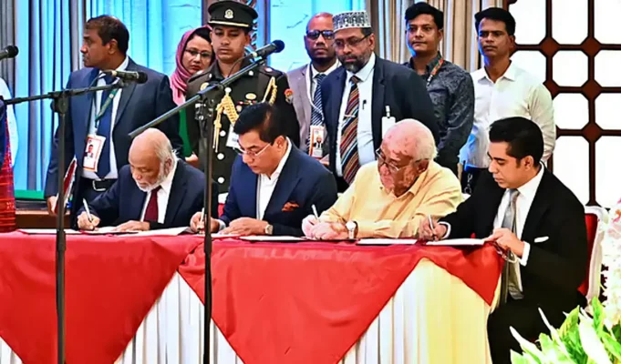মন্ত্রিসভায় বড় রদবদল: ৫ নতুন মুখ অন্তর্ভুক্ত, পদোন্নতি পেয়ে পূর্ণমন্ত্রী মিল্লাত মন্ত্রিসভা সম্প্রসারণ নতুন মন্ত্রী শপথ