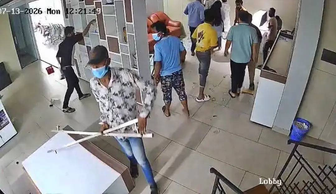 চট্টগ্রামে চাঁদাবাজি হামলা