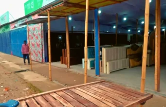 দিয়াবাড়িতে বিএনপি পরিচয়ে বিশাল দখল বাণিজ্য: রাতে কাটা হয় গাছ, ভোরে গড়ে ওঠে দোকান দিয়াবাড়িতে সরকারি জমি দখল