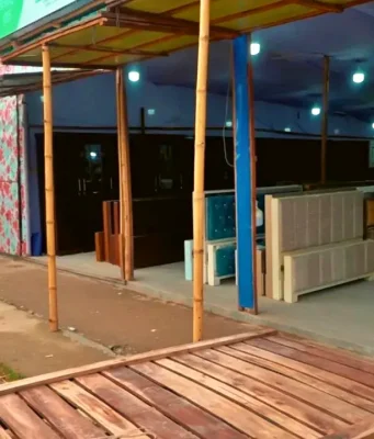 দিয়াবাড়িতে বিএনপি পরিচয়ে বিশাল দখল বাণিজ্য: রাতে কাটা হয় গাছ, ভোরে গড়ে ওঠে দোকান দিয়াবাড়িতে সরকারি জমি দখল