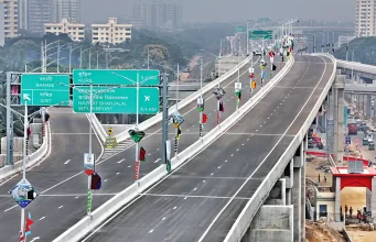 ঢাকা আশুলিয়া এক্সপ্রেসওয়ে: নির্মাণ ব্যয়ে বিশ্বরেকর্ড, সুবিধায় পিছিয়ে ঢাকা আশুলিয়া এলিভেটেড এক্সপ্রেসওয়ে