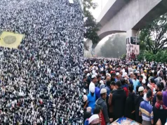 ইতিহাসের সাক্ষী হলো দেশ: বেগম খালেদা জিয়ার জানাজায় জনসমুদ্র বেগম খালেদা জিয়ার জানাজায় জনসমুদ্র