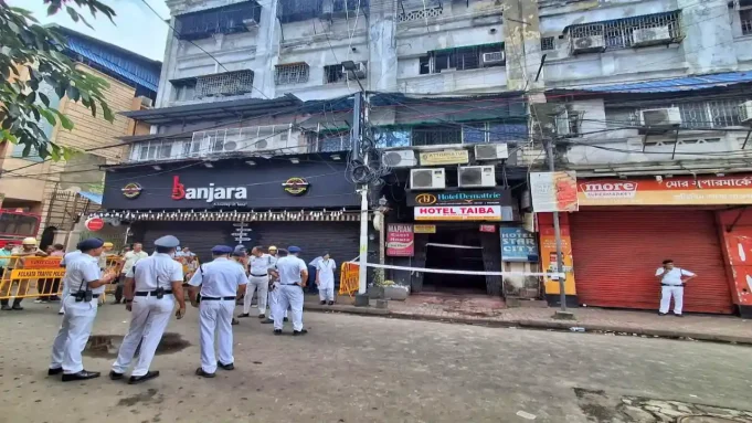 kolkata-hotel-fire-bangladeshi-deaths-free-school-street কলকাতায় হোটেলে আগুনে ৯ বাংলাদেশির মৃত্যু