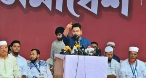 যত বাধাই আসুক, লংমার্চ চট্টগ্রাম পৌঁছাবেই: নাহিদ ইসলাম নাহিদ ইসলাম লংমার্চ