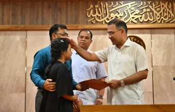 গুম-খুন ও জুলাই শহীদ পরিবারের ৭৪ জনকে চাকরির নিয়োগপত্র দিলেন প্রধানমন্ত্রী গুম ও জুলাই শহীদ পরিবারে প্রধানমন্ত্রীর চাকরির নিয়োগপত্র