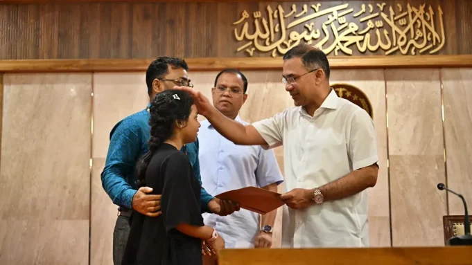 গুম ও জুলাই শহীদ পরিবারে প্রধানমন্ত্রীর চাকরির নিয়োগপত্র