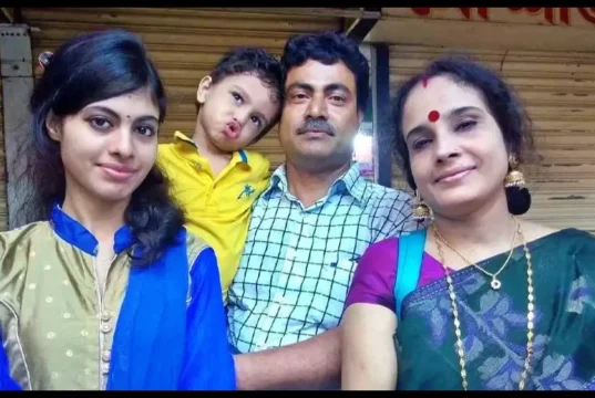 রংপুরে শিক্ষকসহ পরিবারের চারজন হত্যার নতুন তথ্য: নেশায় বাধা দেওয়ায় গণহত্যা, আটক দুজন স্বীকার রংপুরে শিক্ষকসহ পরিবারের চারজন হত্যা