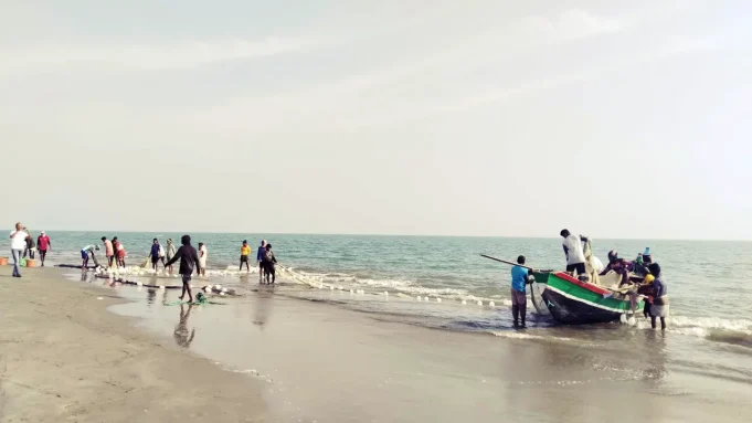 টেকনাফ-সেন্টমার্টিন নৌ-রুটে স্পিডবোট ডুবি