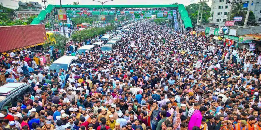 ফ্যাসিবাদ কায়েম করতে চাইলে