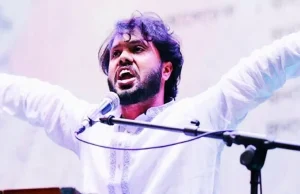 ‘ক্রিটিক্যাল’ হাদি লাইফ সাপোর্টে, হামলার আগেই পেয়েছিলেন হত্যার হুমকি শরিফ ওসমান হাদি লাইফ সাপোর্টে