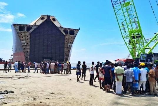 চট্টগ্রামের সীতাকুণ্ডে শিপ ব্রেকিং ইয়ার্ডে বিষাক্ত গ্যাসে নিহত বেড়ে ৭, আশঙ্কাজনক একাধিক সীতাকুণ্ডে শিপ ব্রেকিং ইয়ার্ডে বিষাক্ত গ্যাসে নিহত