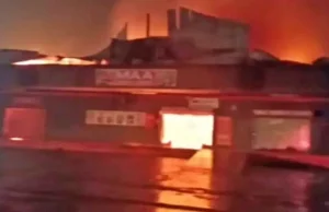 দক্ষিণ আফ্রিকায় দোকানে ভয়াবহ আগুনে ৬ বাংলাদেশি নিহত: নারায়ণগঞ্জে মাতম দক্ষিণ আফ্রিকায় অগ্নিকাণ্ডে ৬ বাংলাদেশি নিহত