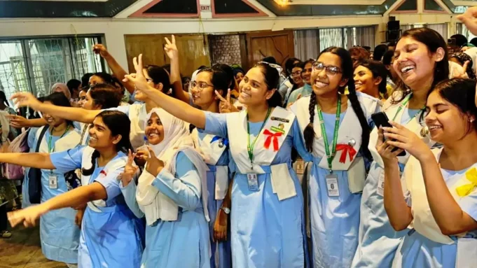 এসএসসি পরীক্ষার ফল প্রকাশ পাসের হার ৬২.২৫